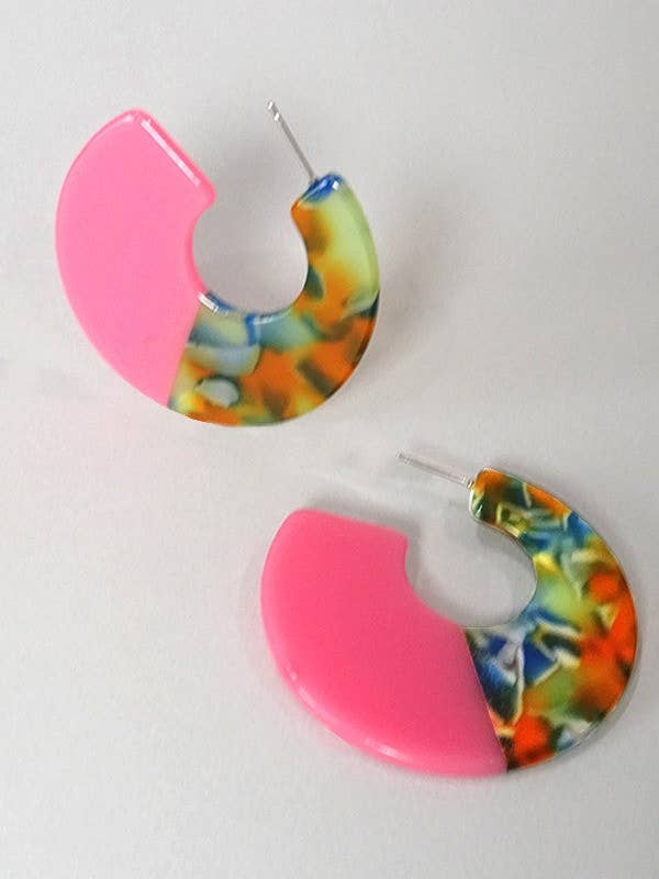 ACRYLIC PLASTIC HOOP EARRING | 51E20115 for wholesale by JOSSLYN by wall to wall