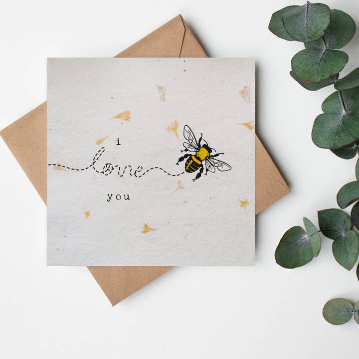 SQ Seed Paper gratulationskort - Bee - Älskar dig för wholesale av Little Green Paper Shop
