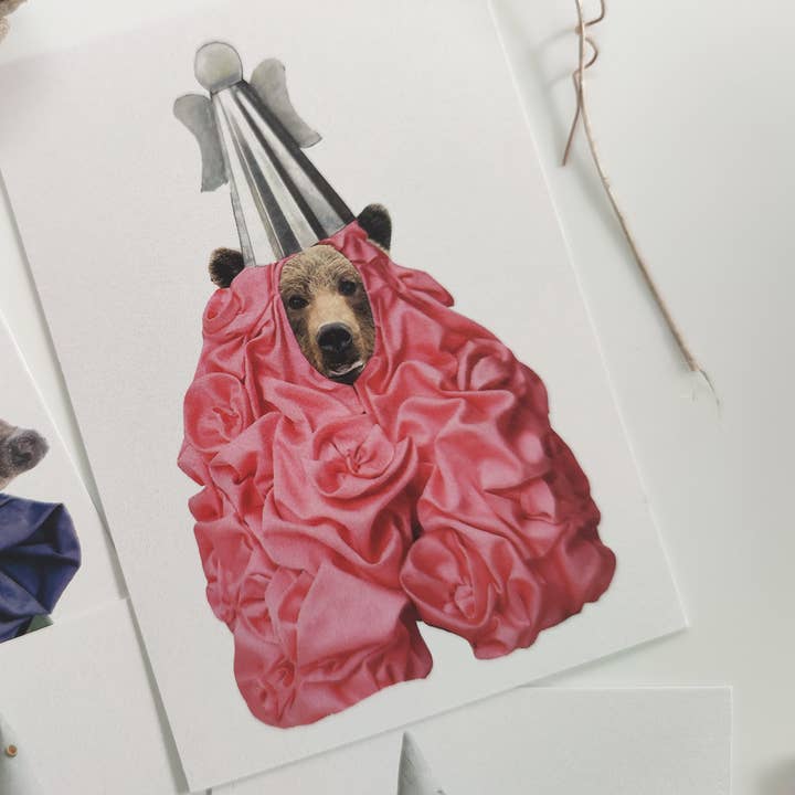 Blond & Bleek - Wholesale Season's Greetings Card - Winter Card “Hats” Bear0