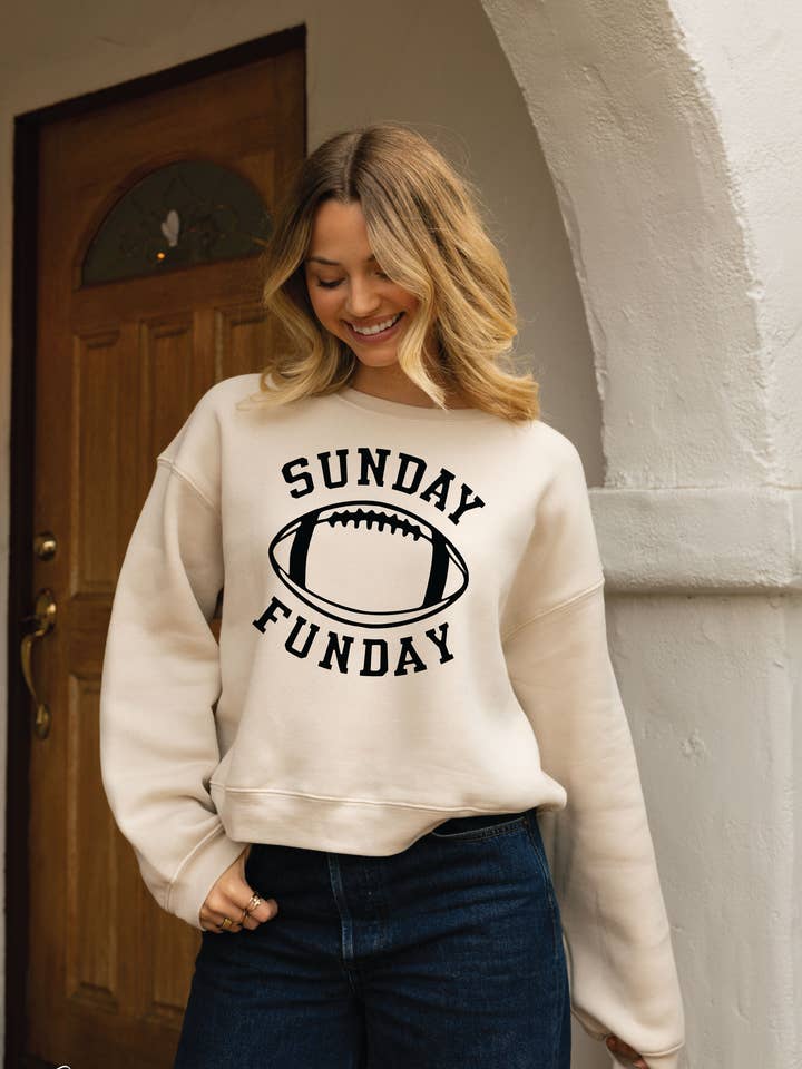 OAT COLLECTIVE - Wholesale Graphic Sweatshirt - Women's - SUNDAY FUNDAY Mid Graphic Sweatshirt15