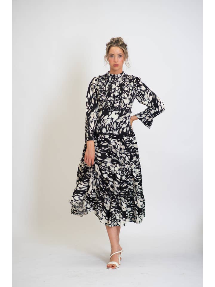 Miss Finch NYC – Engroshandel Kjole - Dame – Sort Orchid Tiered Nederdel Midikjole