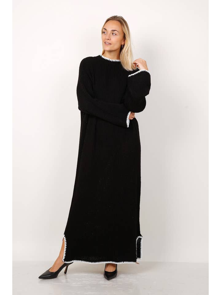 LORIANE - Wholesale Dress - Women's - 23185 long sweater dress with side slit one size 5