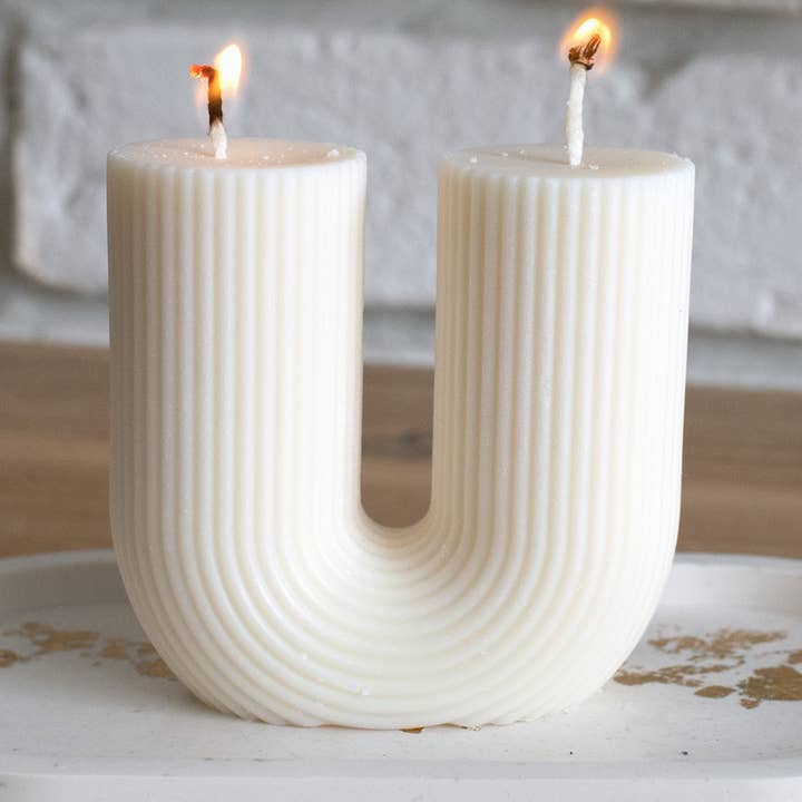 Bougie UGO | Bougie décorative | Cire de soja pour la vente par Studio Candela