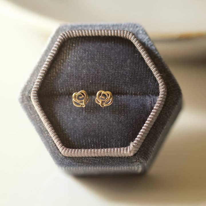 GenYLuxe – wholesale Solitärörhängen – 9ct Massivt Guld "Romantic Rose" Stiftörhängen