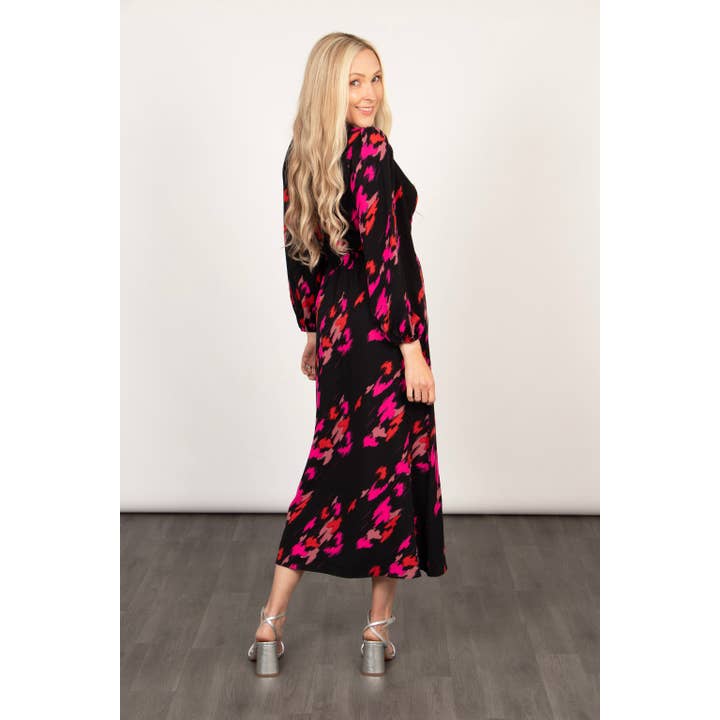 Sarta – wholesale Dress – Women's – Riley Long Sleeve Tea Dress - Fuchsia, Abstract Leopard1