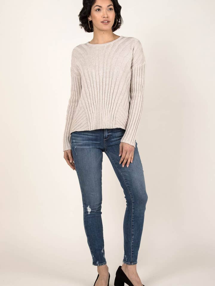 Pull en maille côtelée pour la vente par INDIGENOUS Impact Fashion