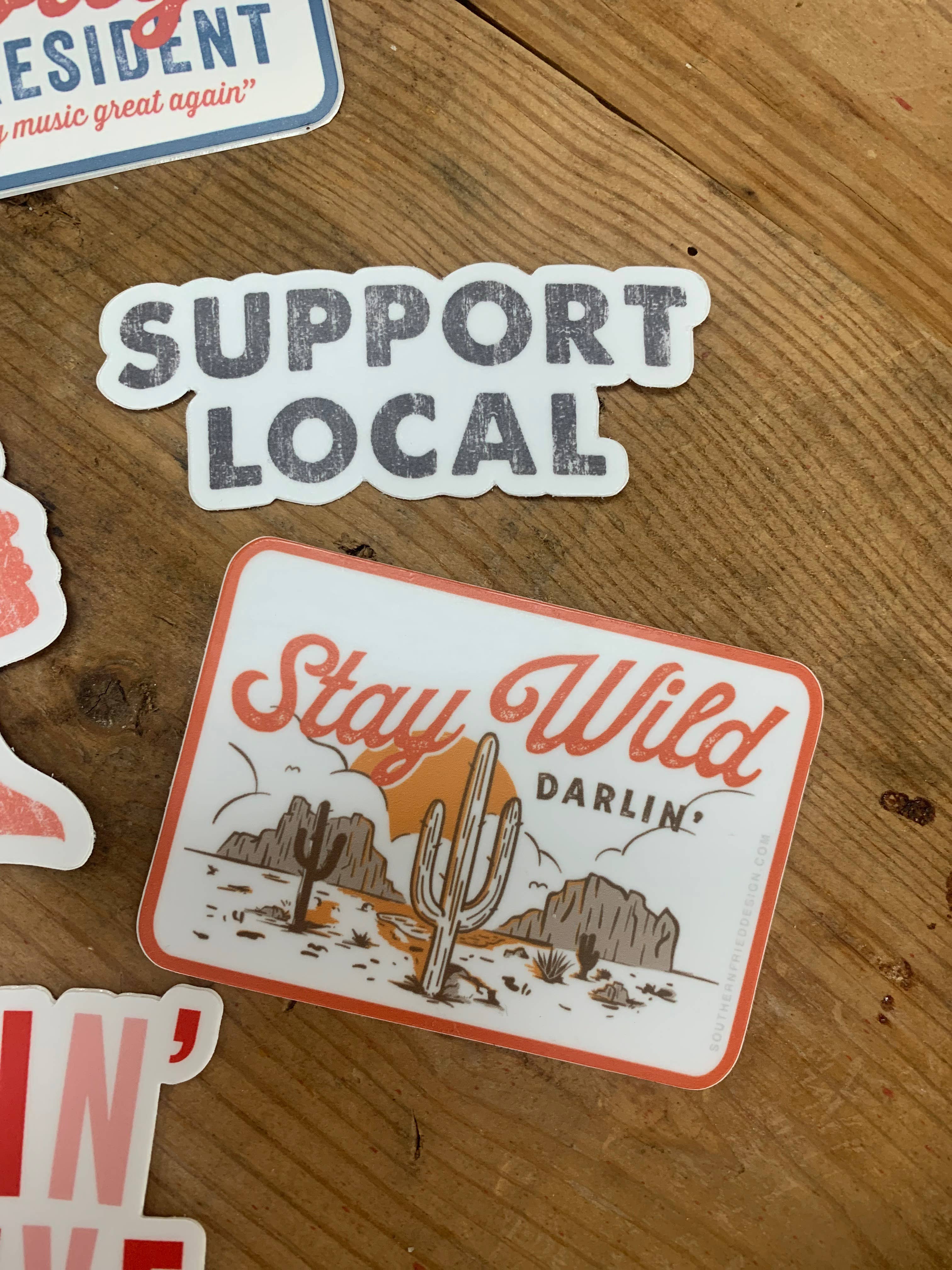 SOUTHERN FRIED DESIGN BARN - Vente Autocollant - Support local - Sticker1