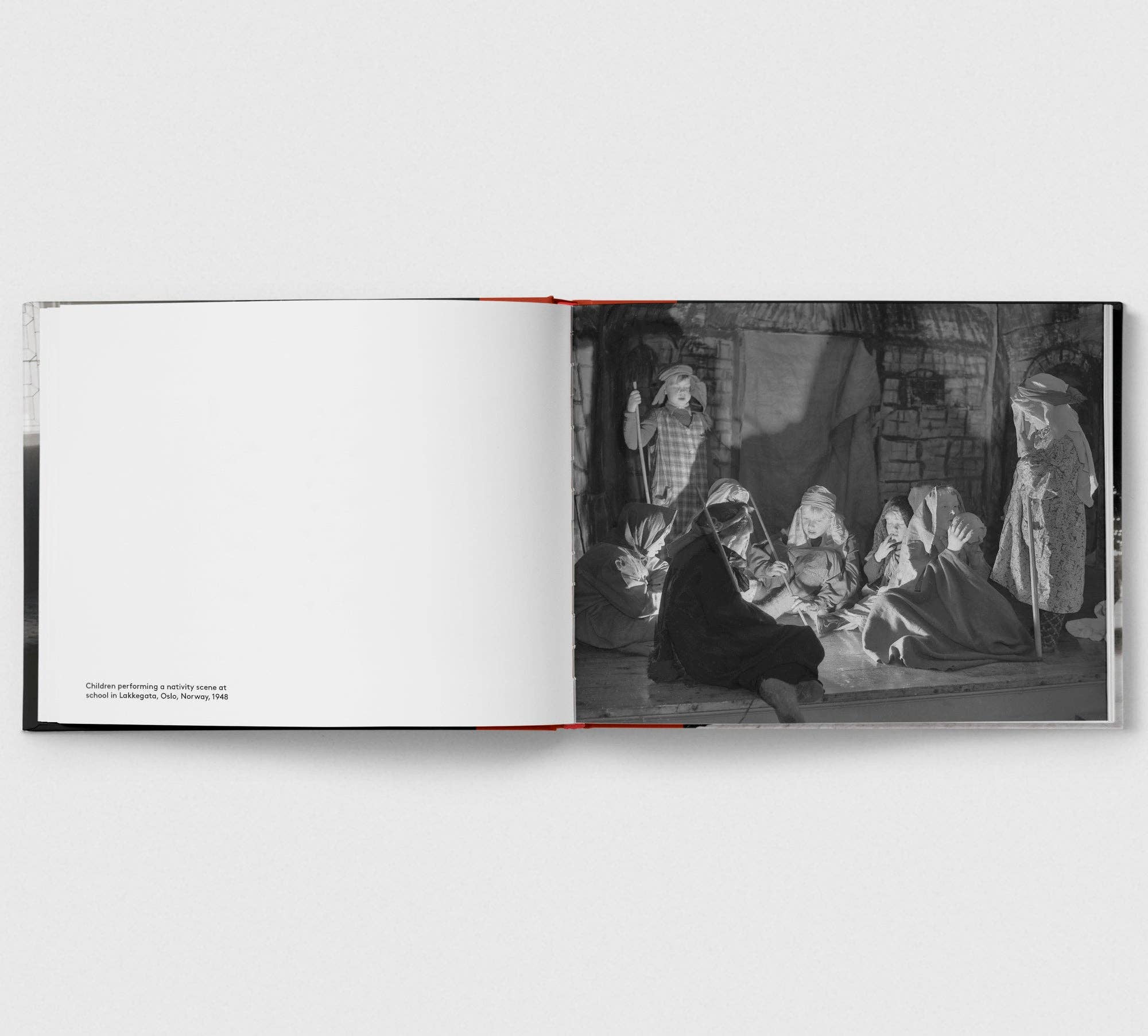 Hoxton Mini Press – wholesale Display book – A Very Vintage Christmas6