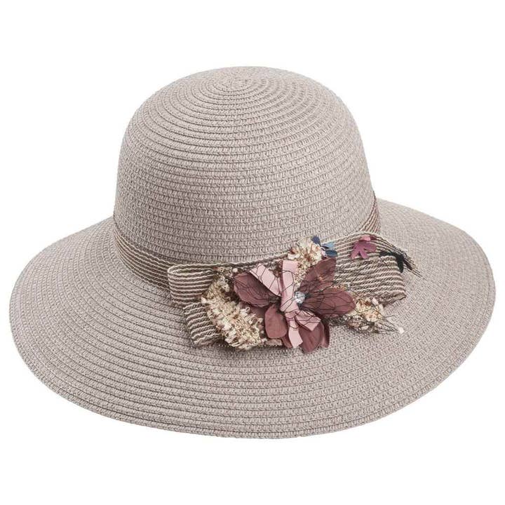 Bonnet de Sara avec ornement élégant pour la vente par Creaciones Meng