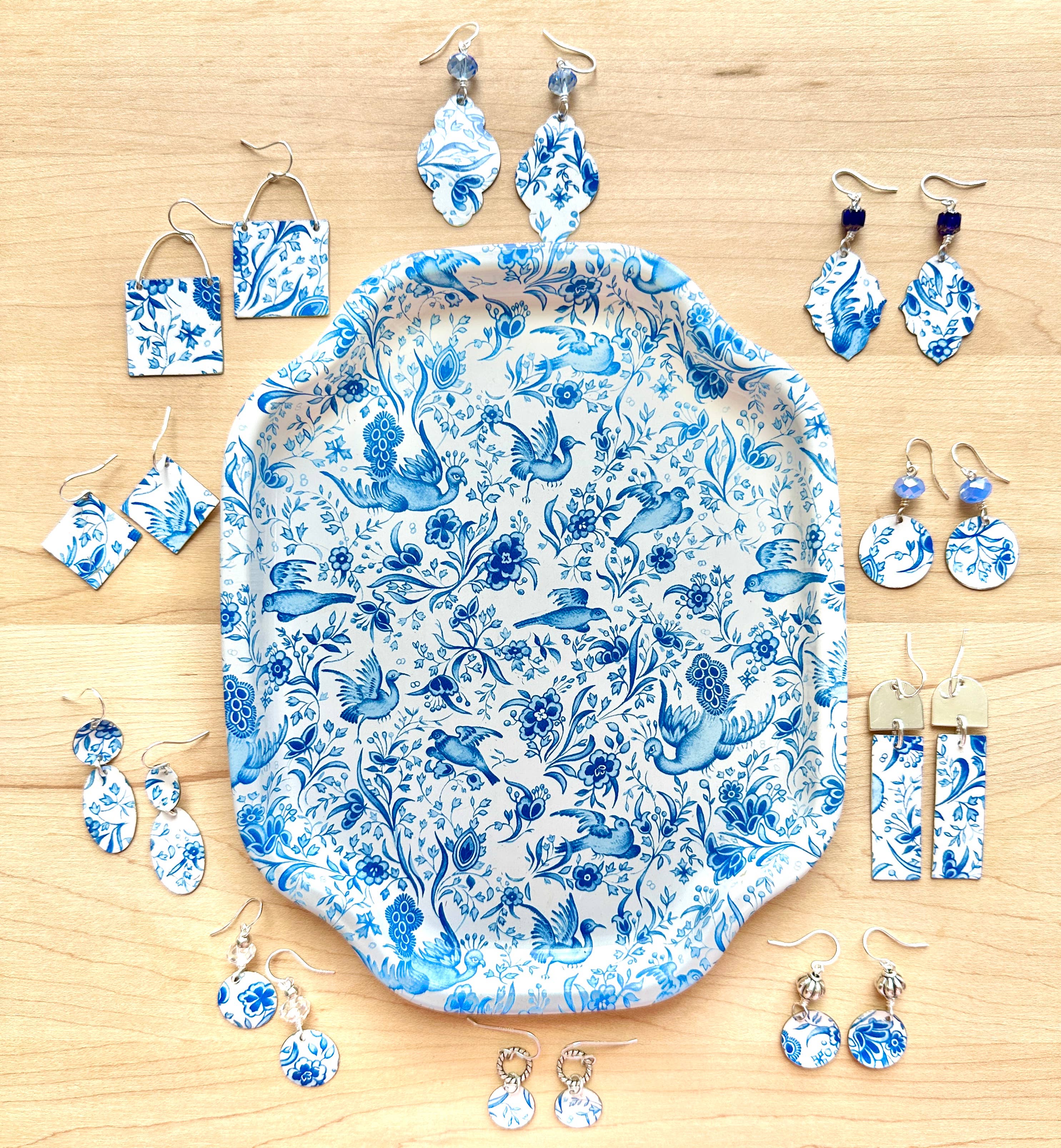 TTE Designs - Wholesale Dangle Earrings - Blue and White Chinoiserie Inspired Vintage Tin Earrings4