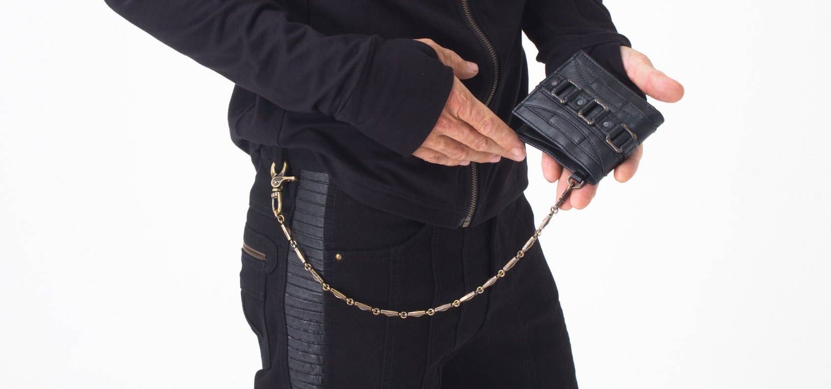 Jan Hilmer + Sparrow - Wholesale Wallet - Men's - Dark star wallet with chain - Men's black leather wallet5