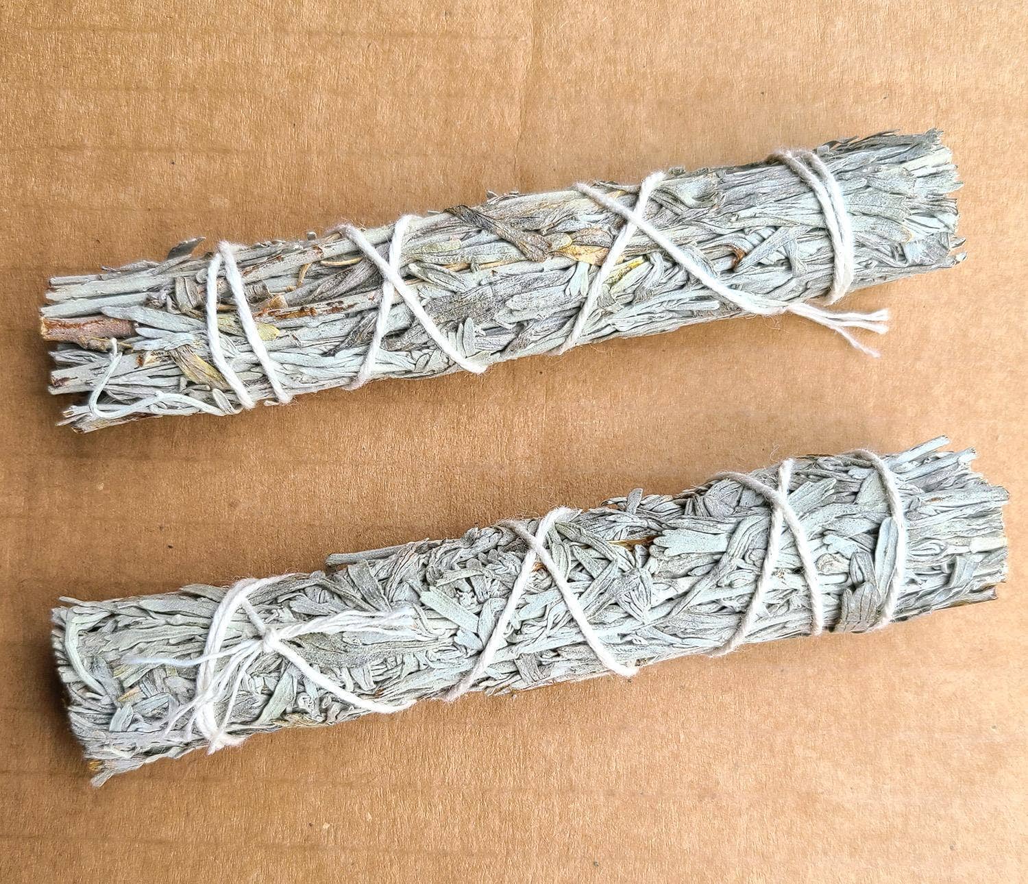 GREENROOTS USA LLC - Wholesale Sage Bundle - Bulk Slim Style Blue Sage 4" X 0.50" (1 Pack)1