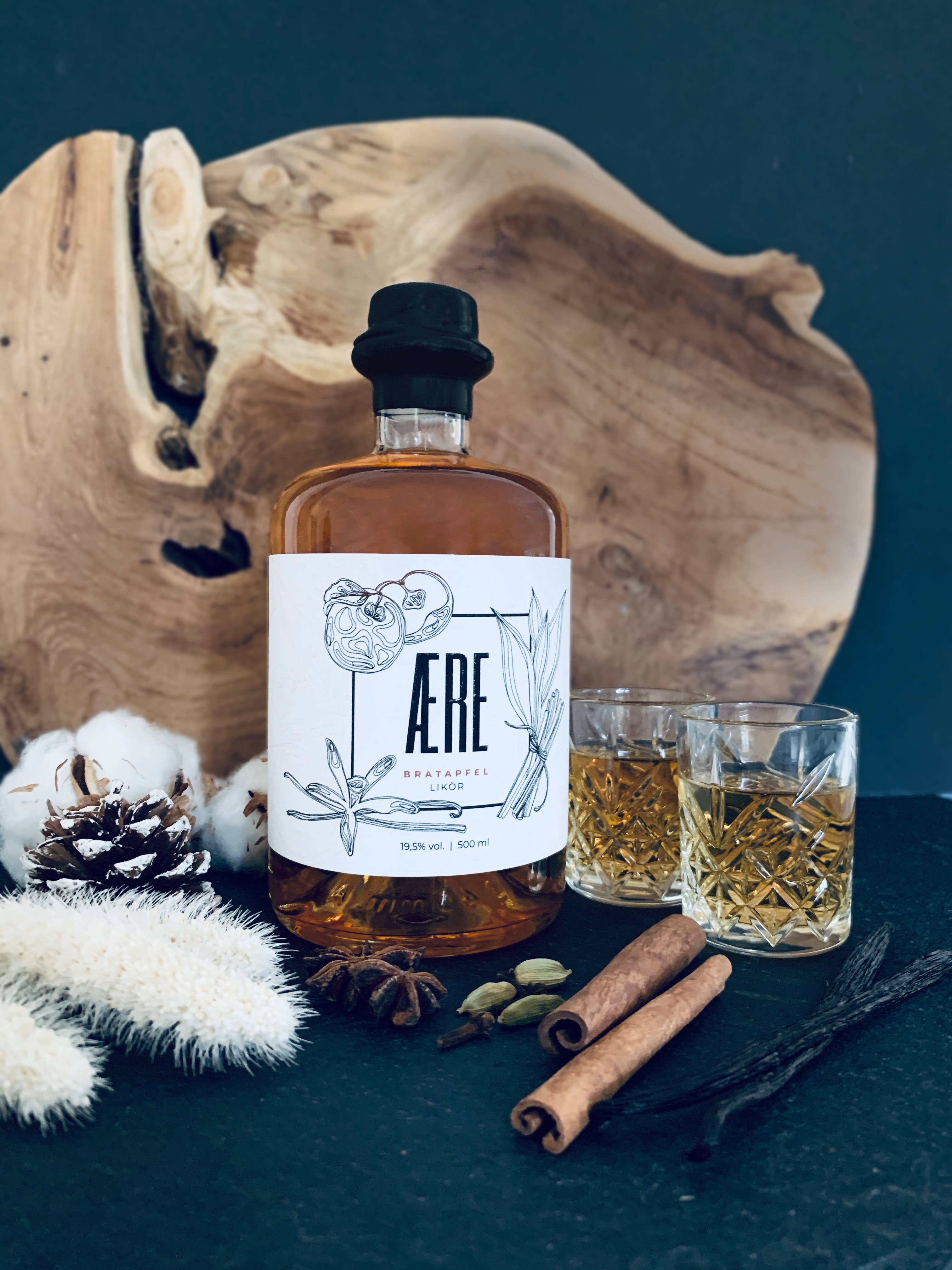 AERE KORN - Wholesale Liqueur - Baked Apple Liqueur | Winter Apple | Christmas Liqueur | 500 ml1