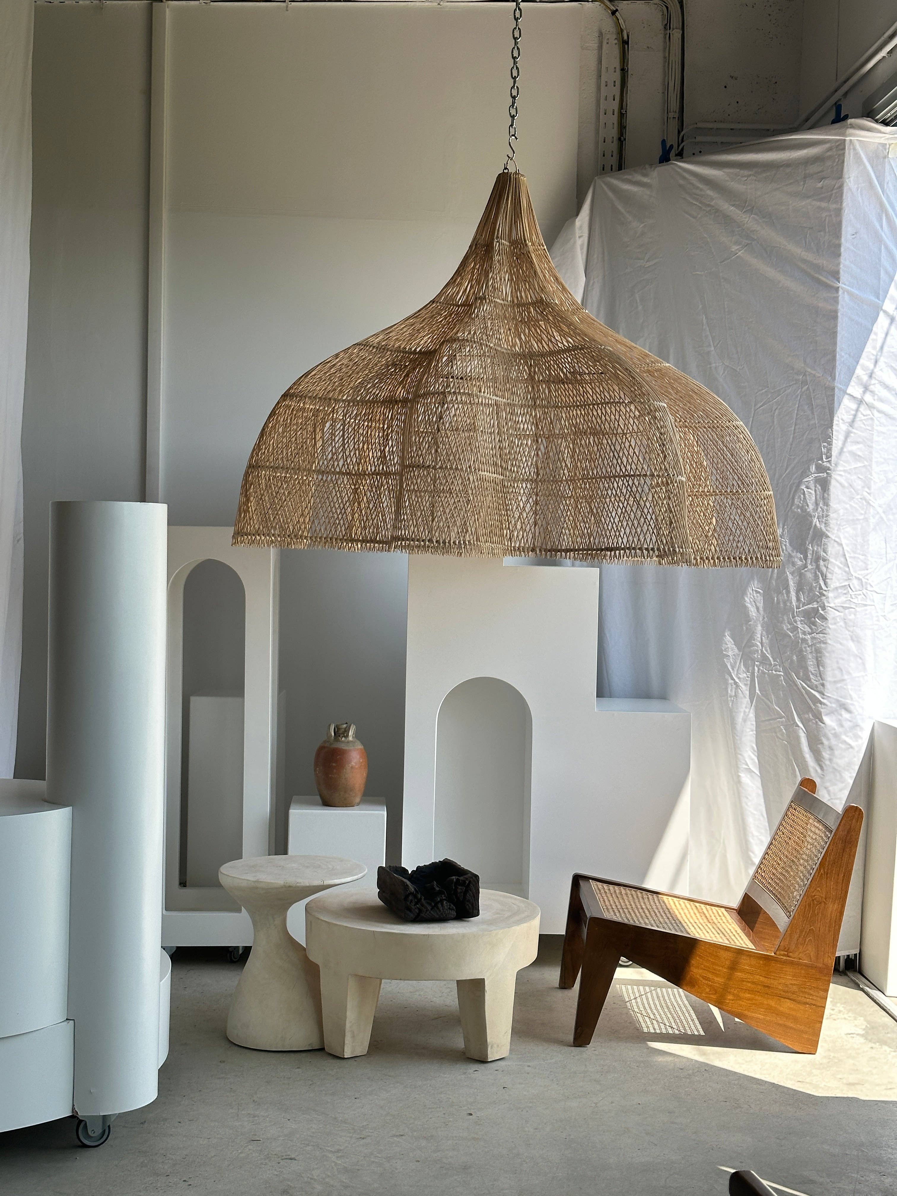 Office Objets - Wholesale Chandelier/Hanging Light - Immense rattan suspension in the shape of a flower, tulip, corolla H:1m; D:1m5082