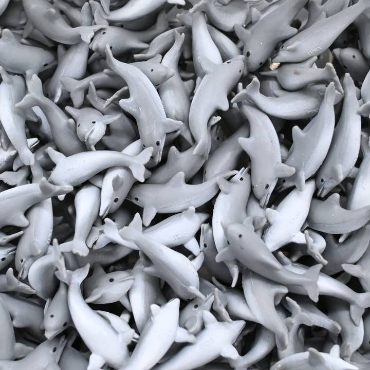 Riley Grae - Wholesale Gag Gift/Novelty Gift - Lucky Dolphin Mini5