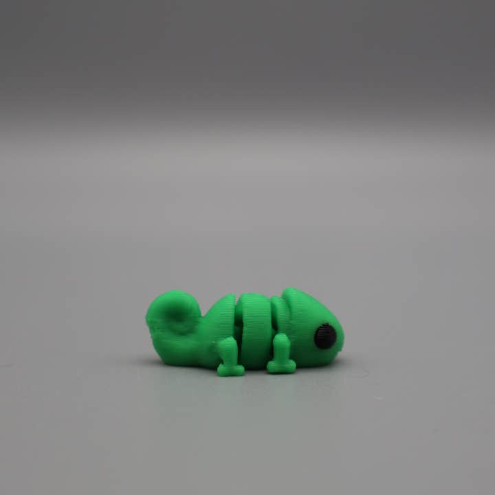 Mini Chameleon for wholesale by Lux Layers