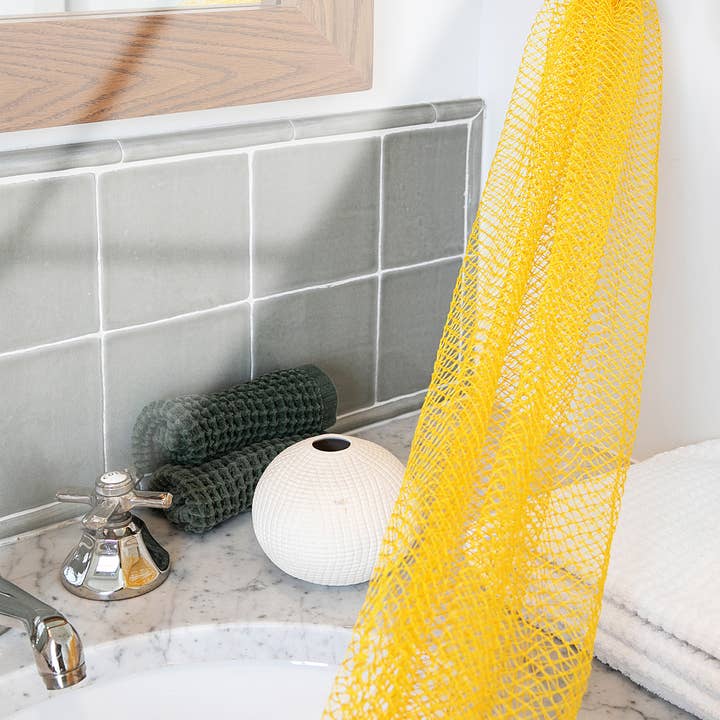 Bellanomi Skincare - Wholesale Bath pouf/sponge - African Exfoliating Net Sponge 45" - Best Seller9