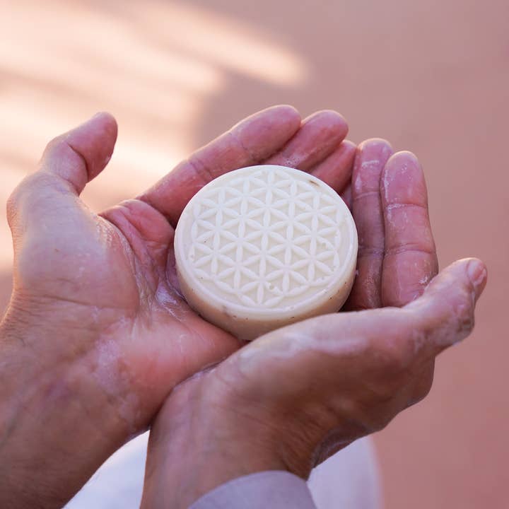 Oneness Living - Wholesale Bar Soap - Calming and Nourishing Lavender Soap2