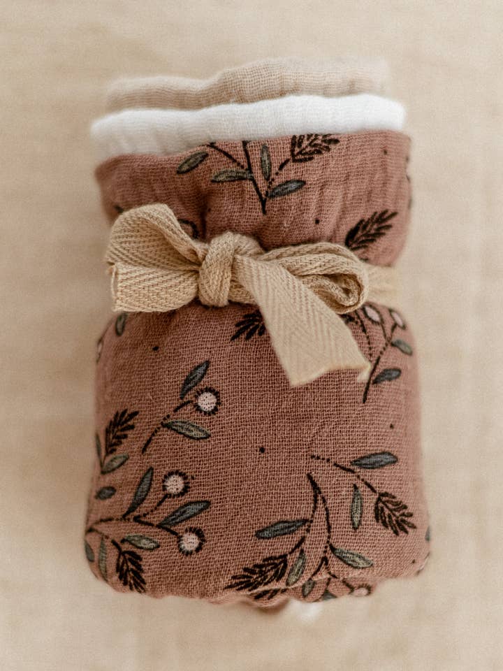 Muslin Burp cloth set / Mocha Floral for wholesale by PETITE EvelinaApparel