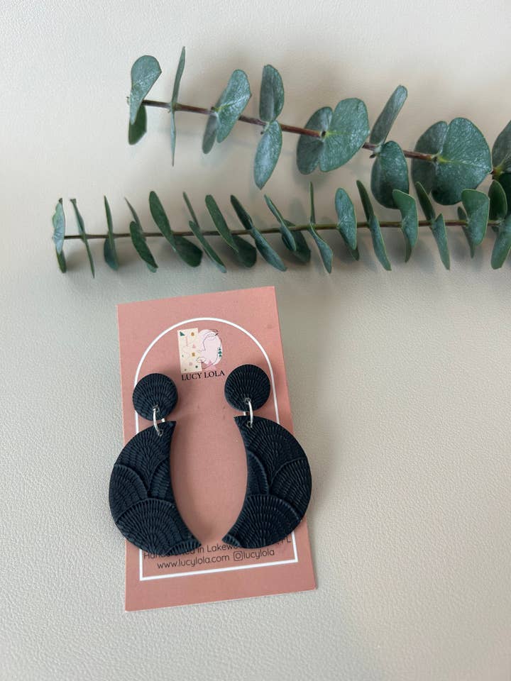 The Luna - Nero per la vendita all'ingrosso da parte di lucylola