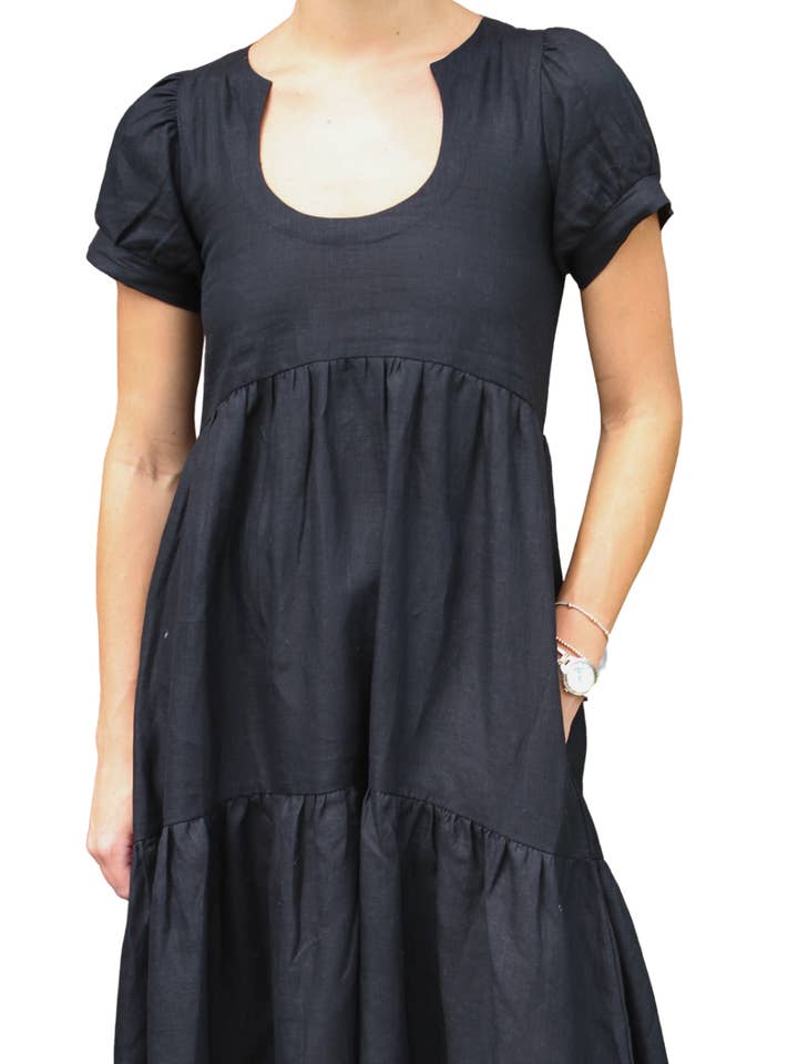 Vestido Terrie Flower Power Negro de Lino para venta al por mayor de The Art of Creating Inc