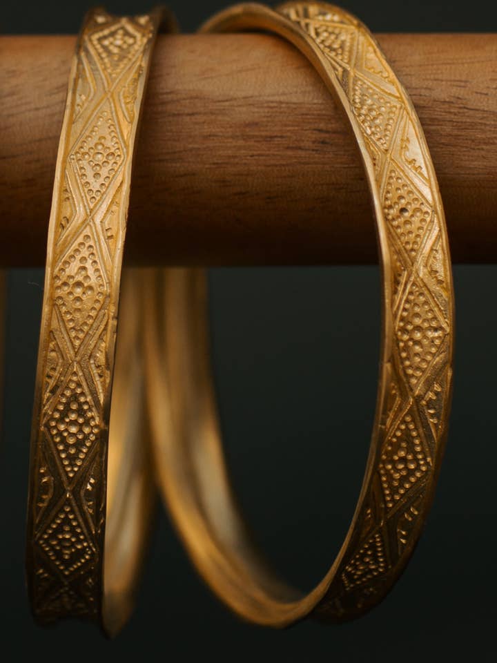 Najma armbåndssæt - messing for engroshandel hos Nakila Collective