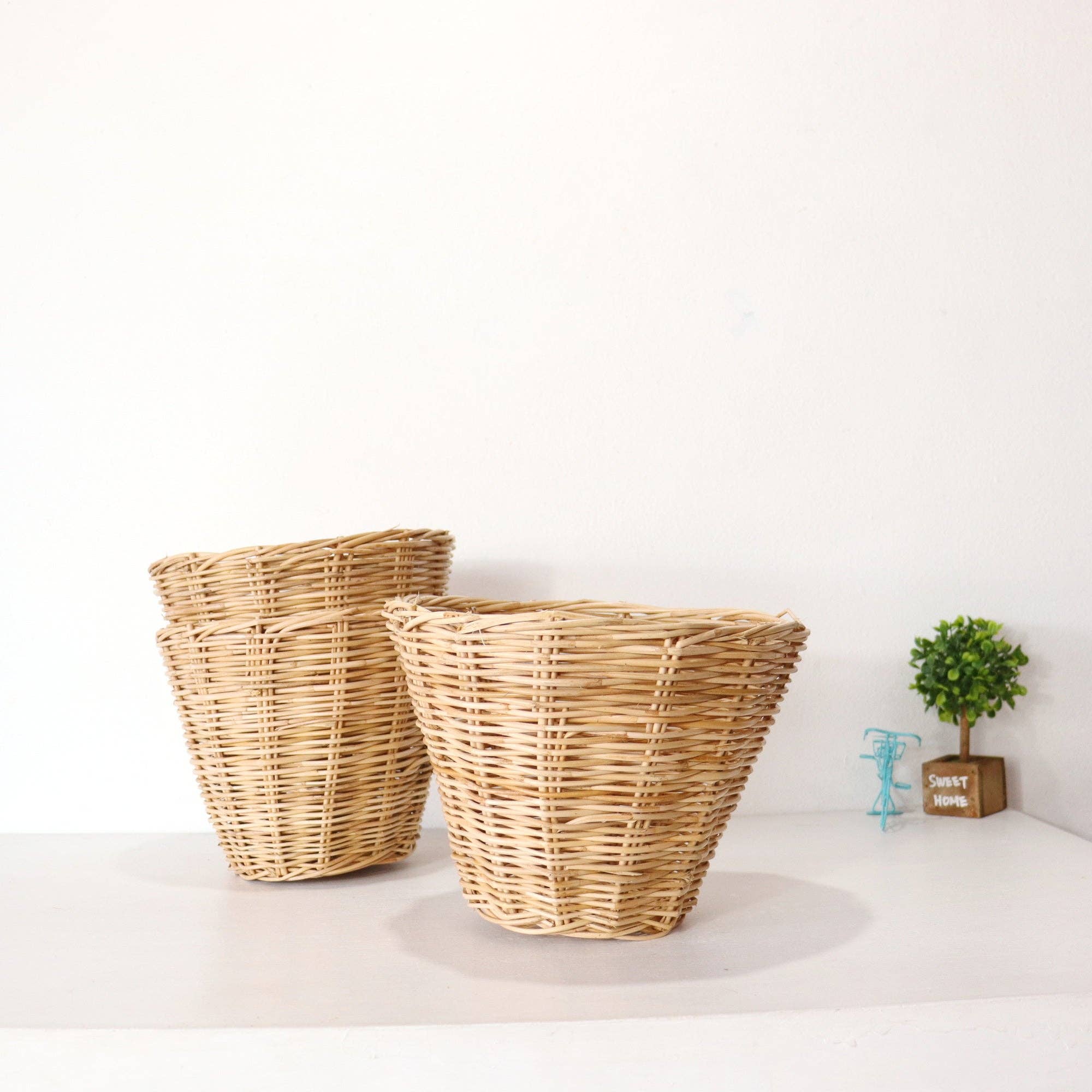 Thaihomeshop - Wholesale Basket - Small Thai Rattan Basket - Storage & Organization4