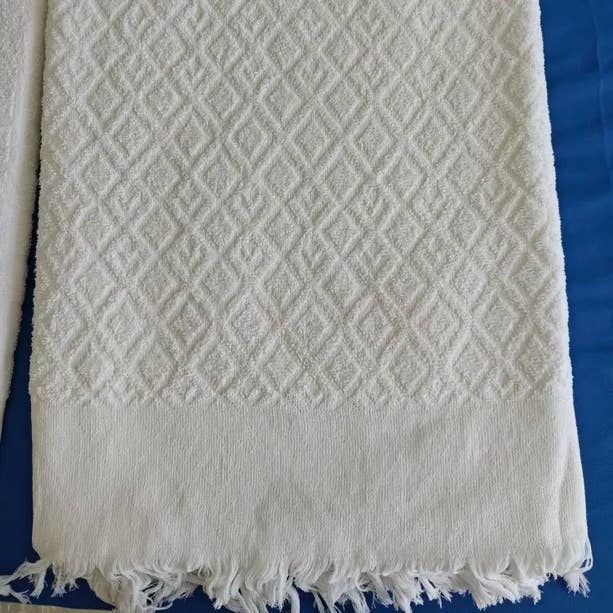 Ihram 100% Cotton – 1400g | Comfort & Quality for wholesale by Laya's Selection