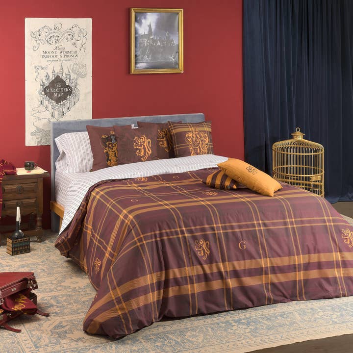 Duvet Cover With Buttons 100% Cotton Gryffindor Square for wholesale by SG HOGAR