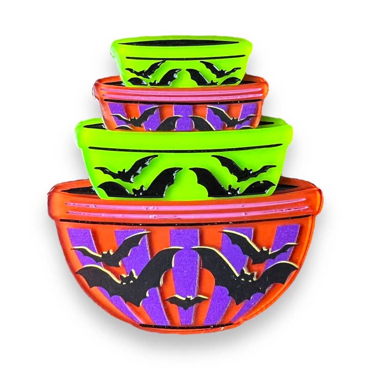 Menacing Mixers Halloween Bowls Broch van Lipstick & Chrome voor wholesale door Lipstick & Chrome