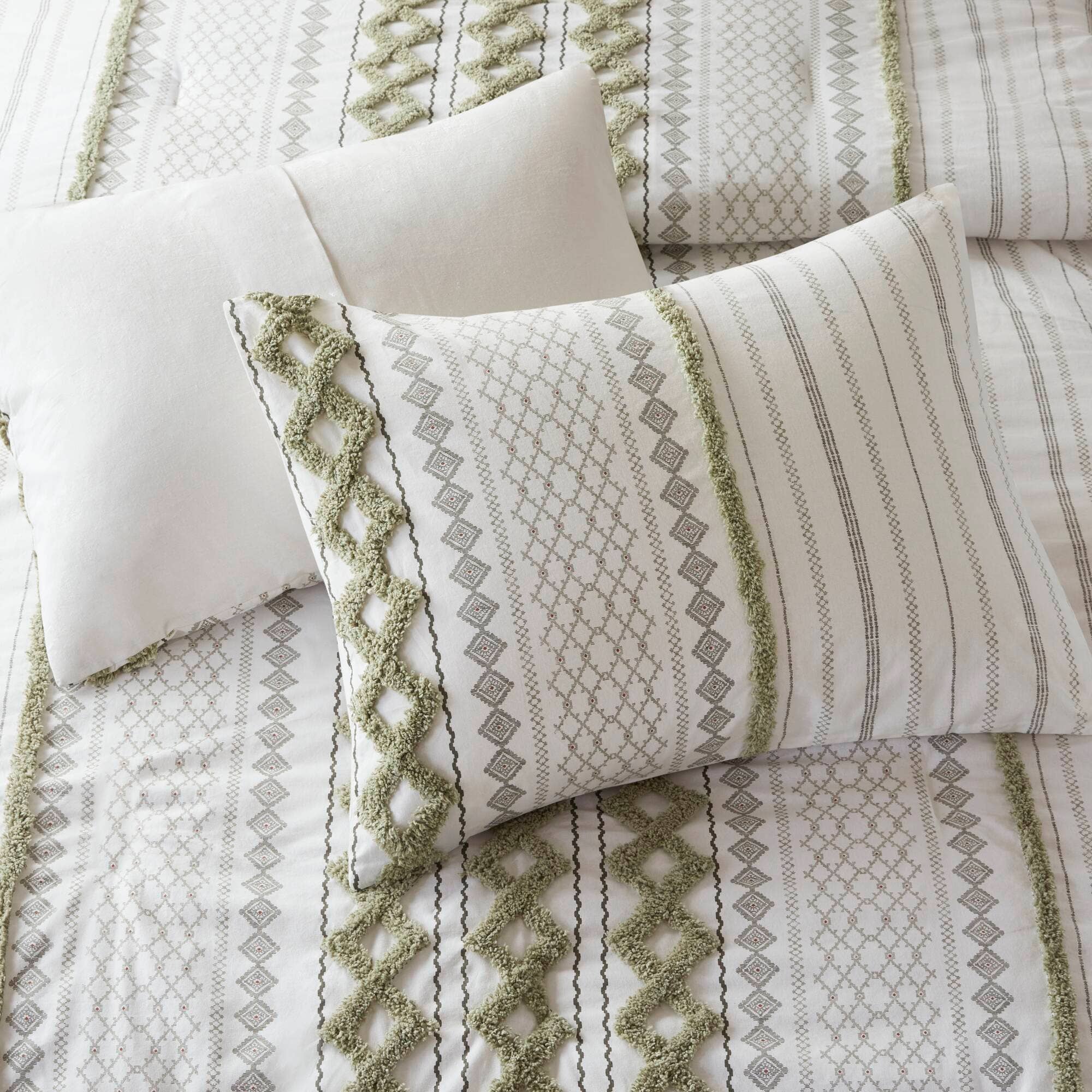 Olliix - Wholesale Bedding Set - 3pc Aztec Print Tufted Chenille Comforter Set, Sage/Ivory8