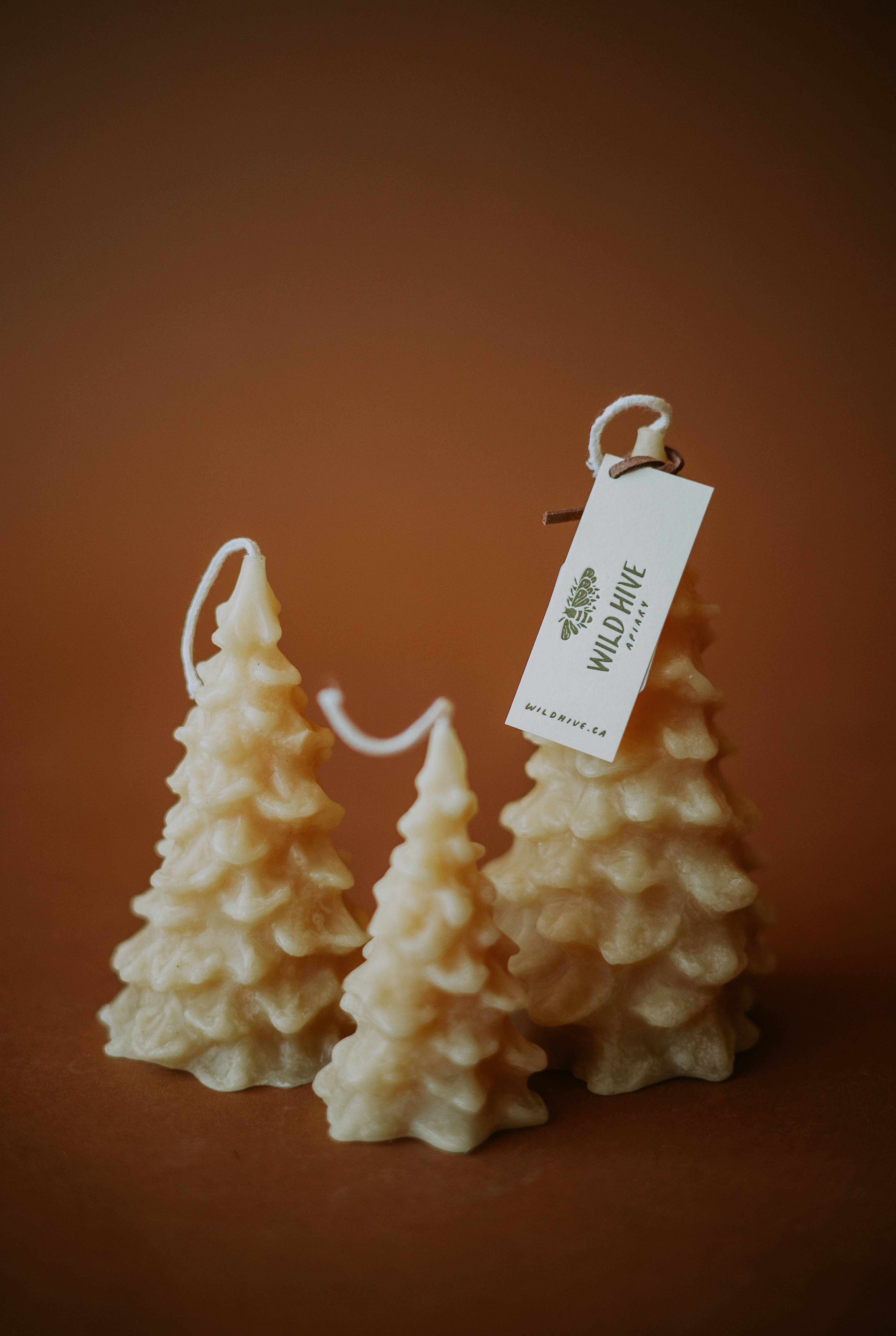 Wild Hive Apiary - Wholesale Pillar Candle - Christmas Tree Set0