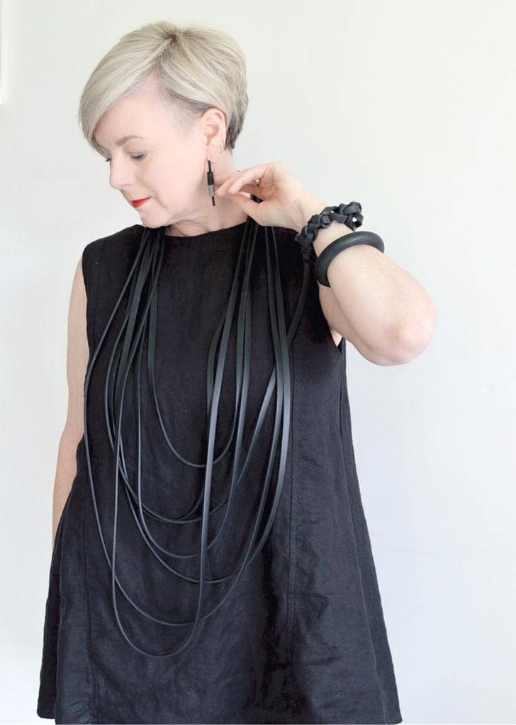 black Long Rubber Necklace STRIP SPAGHETTI for wholesale on Faire3