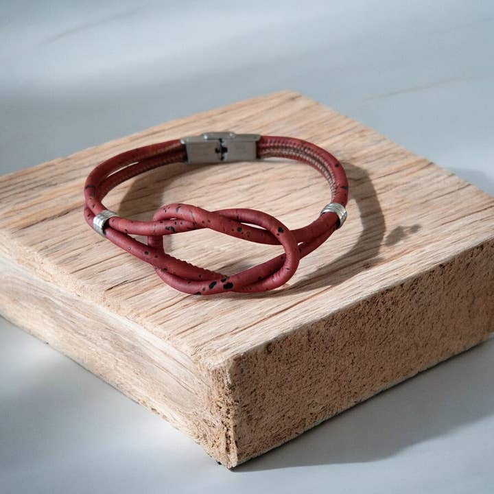 Atlas men's cork bracelet - Ethical fashion  for wholesale by Karmyliege