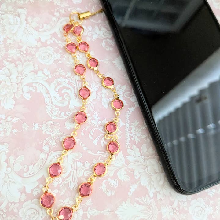 Bracelet en perles de cristal pour téléphone portable ou appareil photo pour la vente par Bubble Charm Co Accessories