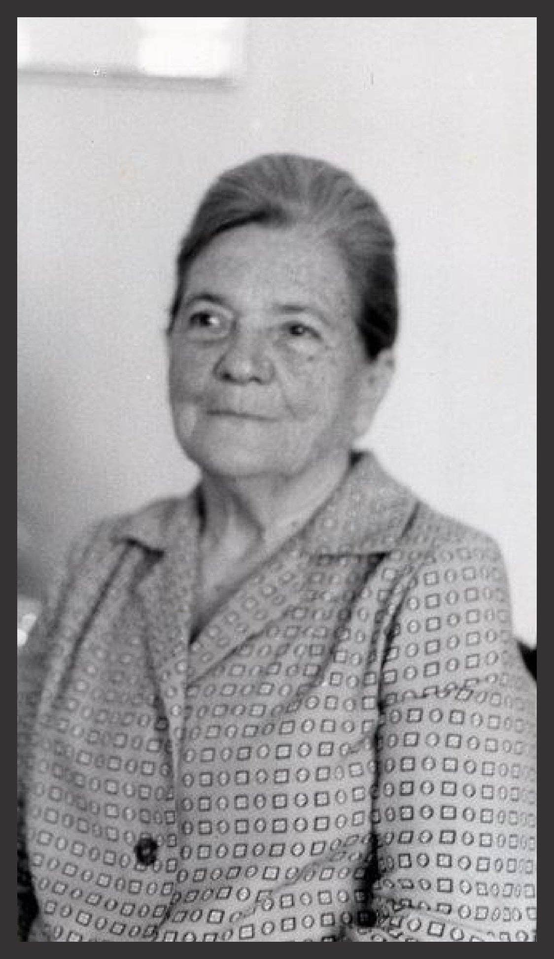 Nossa Familia Coffee - Wholesale Coffee Beans - Mathilde's French Roast6