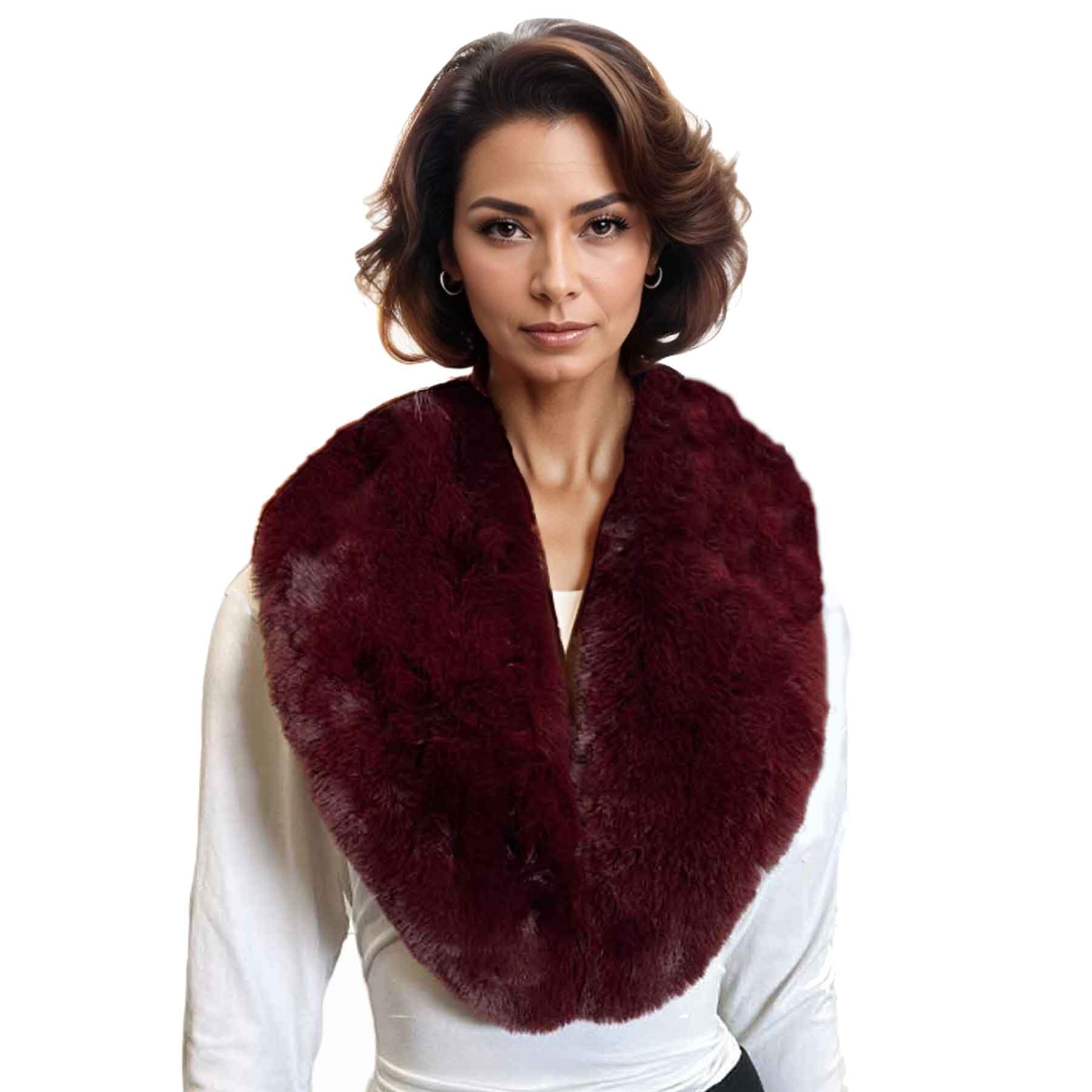 The Magic Scarf Company - Wholesale Fur/Faux Fur Coat - Women's - LC3800 - Faux Fur Collars1
