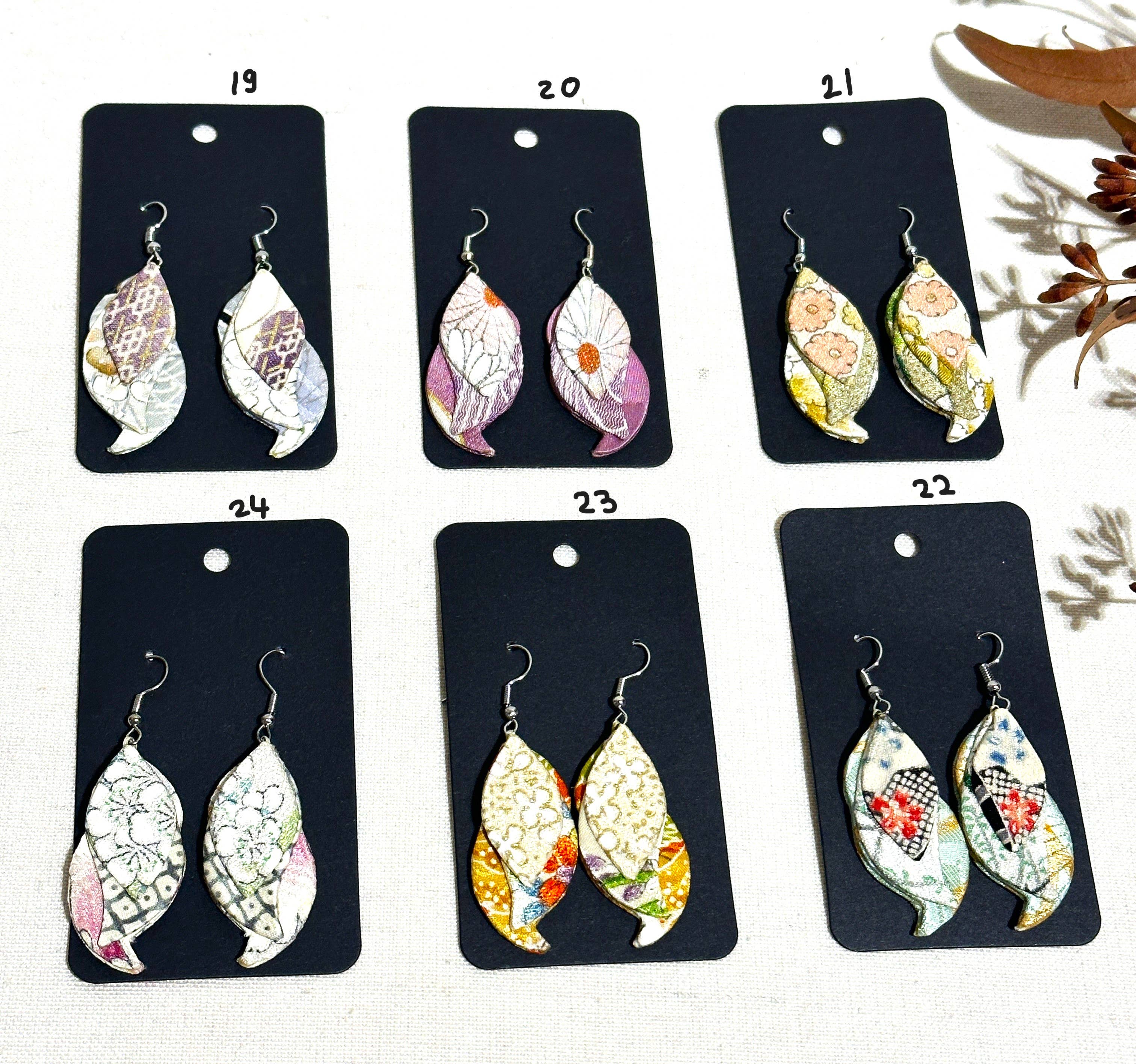 Sophie Silks - Wholesale Hangende/ronde oorbellen - Hangende kimono-oorbellen in visvorm4