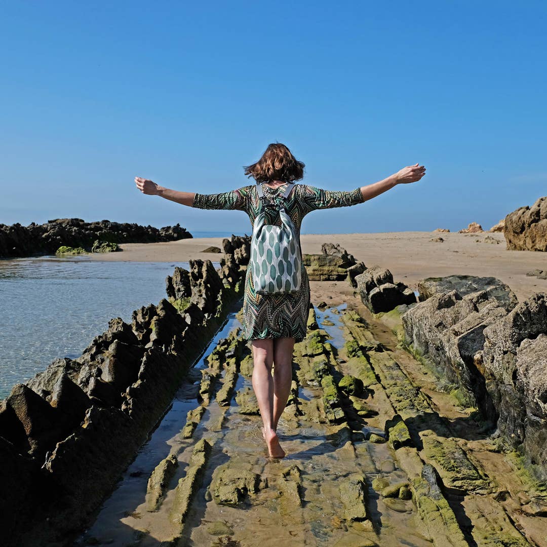 Ikuri - Vendita all'ingrosso Sacca impermeabile - Bambini e neonati - Drybag impermeabile SUP Surf con motivo foglie di banana7