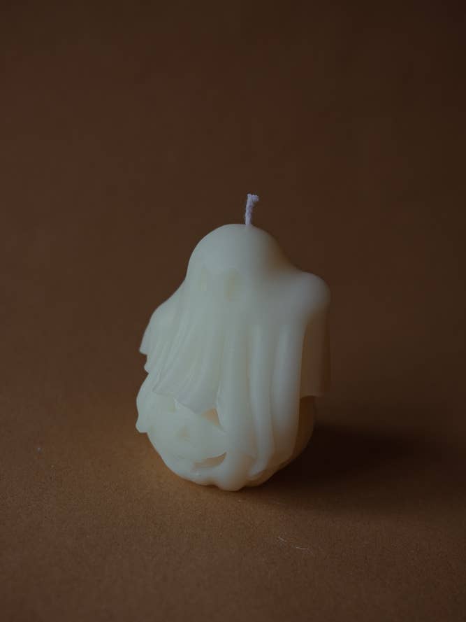 POMPOEN BOO // Geurige Sculpturale Kaars voor wholesale door Luhme Studio