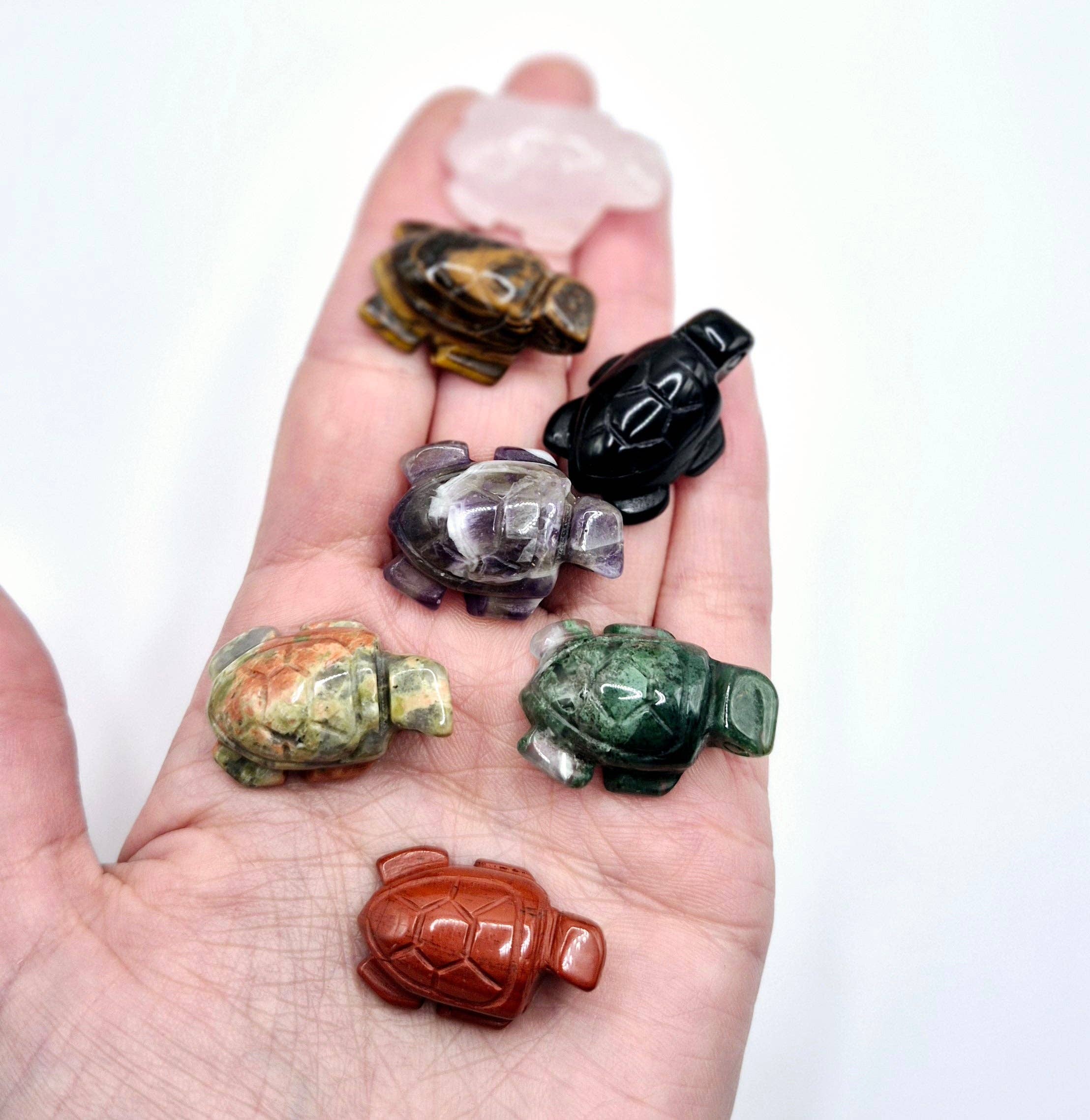 Moonlight Gemstones - Wholesale Spiritual Stone/Crystal - Mini Gemstone Turtle 2.5 cm - Black Obsidian1