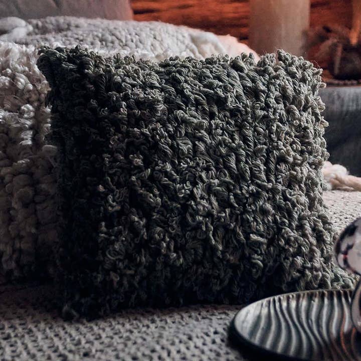 Cojín Peludo Texturizado de Cantera para venta al por mayor de Abigail Ahern