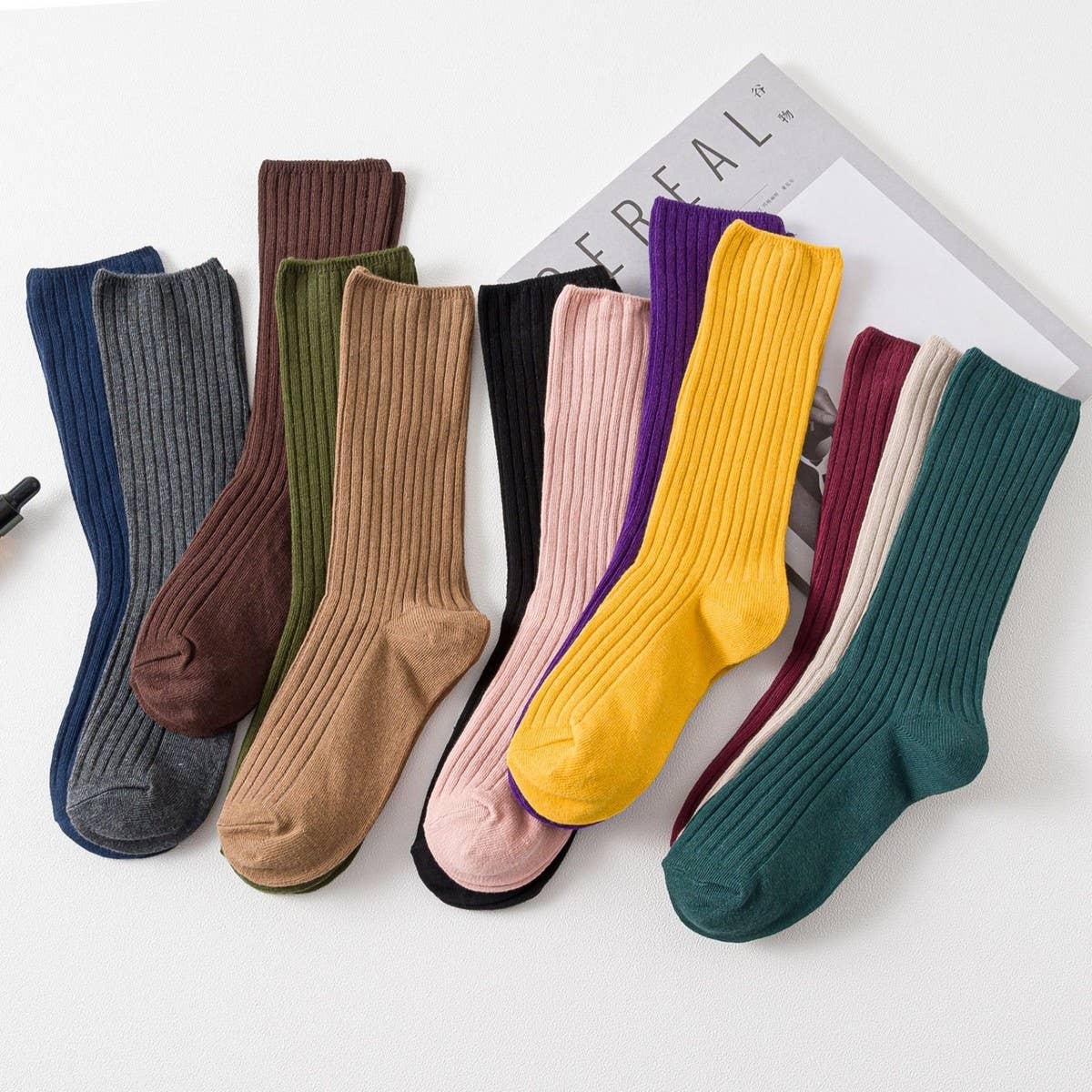 ACCITY - Wholesale Socks - Women's - AUTUMN AND WINTER SOLID COLOR MID-CALF SOCKS_CWMS091613