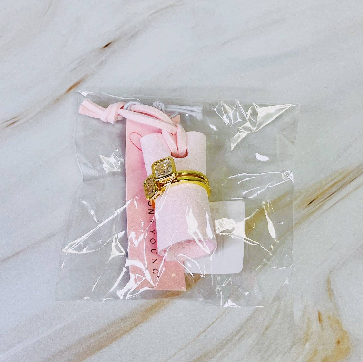 Ellison+Young – wholesale Ring med flera stenar – Asscher Cut Duo Ring Set med 25