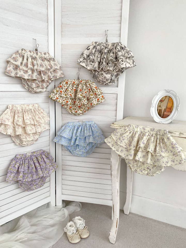 MyKids-USA® - Wholesale Top & Short Set - Kids - Arrival Cute Baby Girls Floral Ruffle Shorts Bloomers6