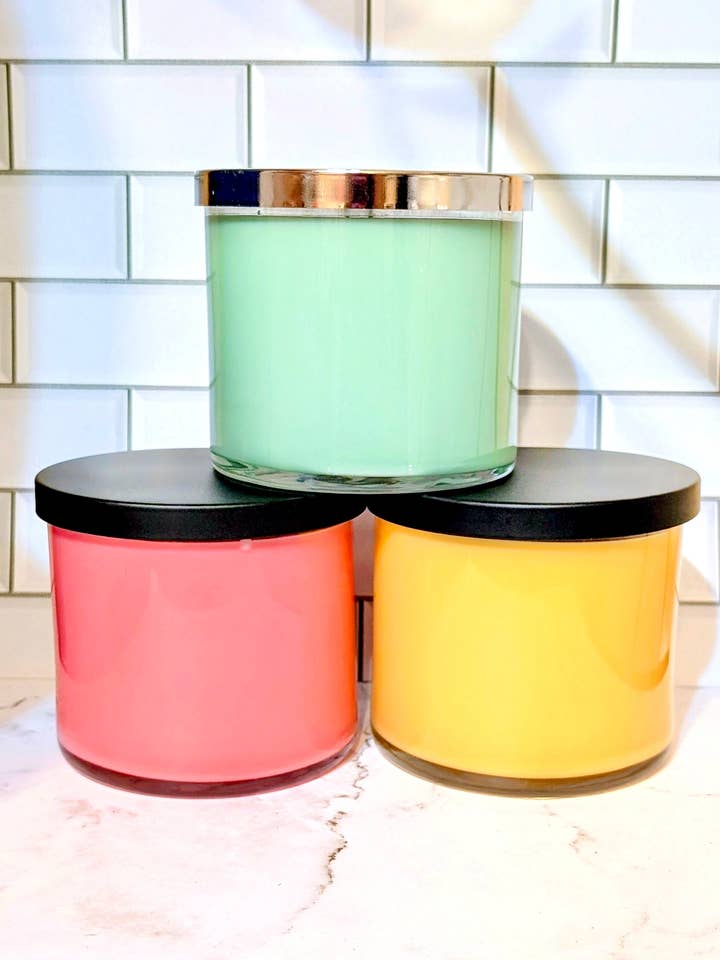 Leaves 2-Wick Candle for wholesale by Chandler Fow