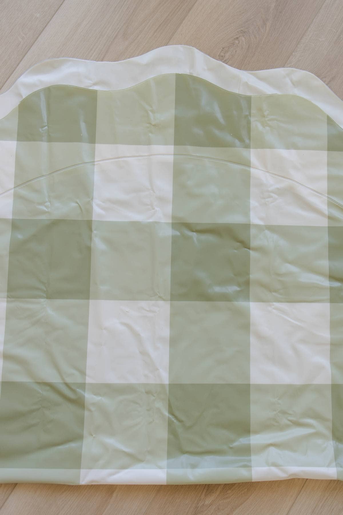 Brooklyn Neutral - Wholesale Inflatables - Green Gingham Splash Pad11