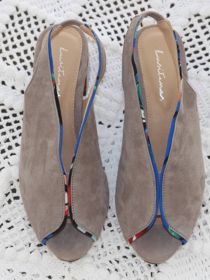 MARIA gray for wholesale by LUSITANAS