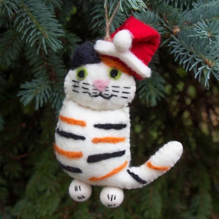 Global Crafts - Wholesale Ornament - Calico Santa Cat Felt Ornament1