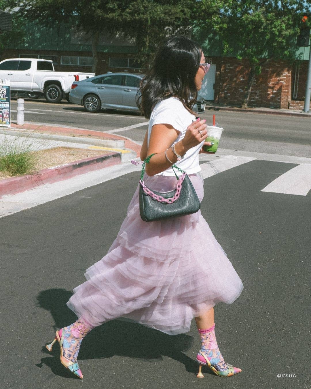 Sock Candy – Großhandel Socken – Damen – Wicked Glinda Silhouette Rüschensocke aus transparentem Stoff9